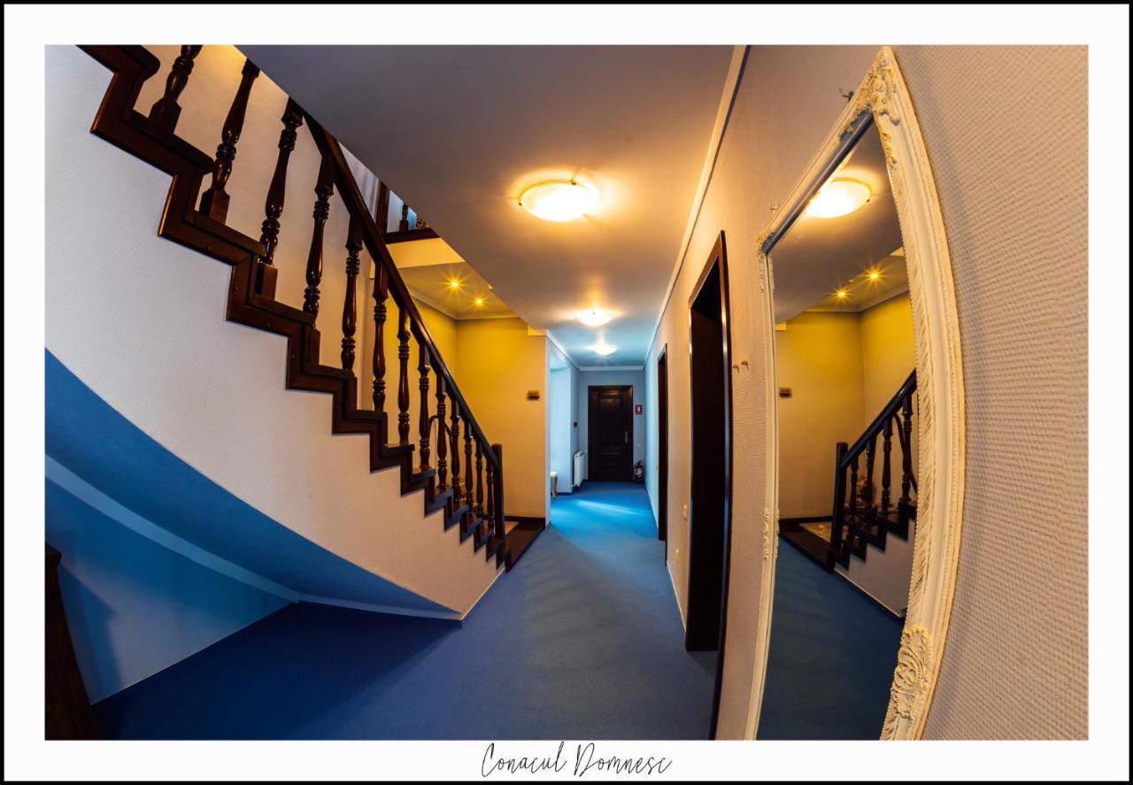Conacul Domnesc Hotel Scheia Buitenkant foto