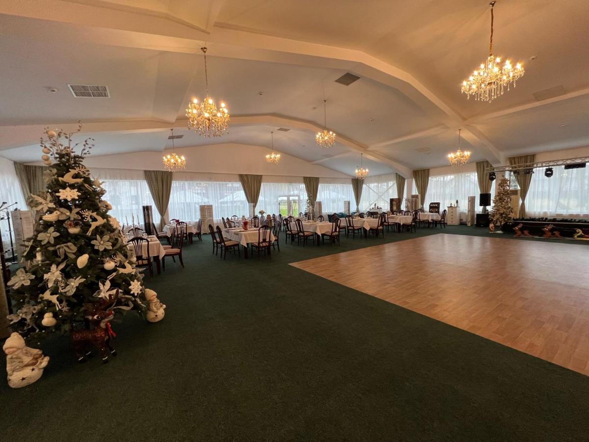 Conacul Domnesc Hotel Scheia Buitenkant foto