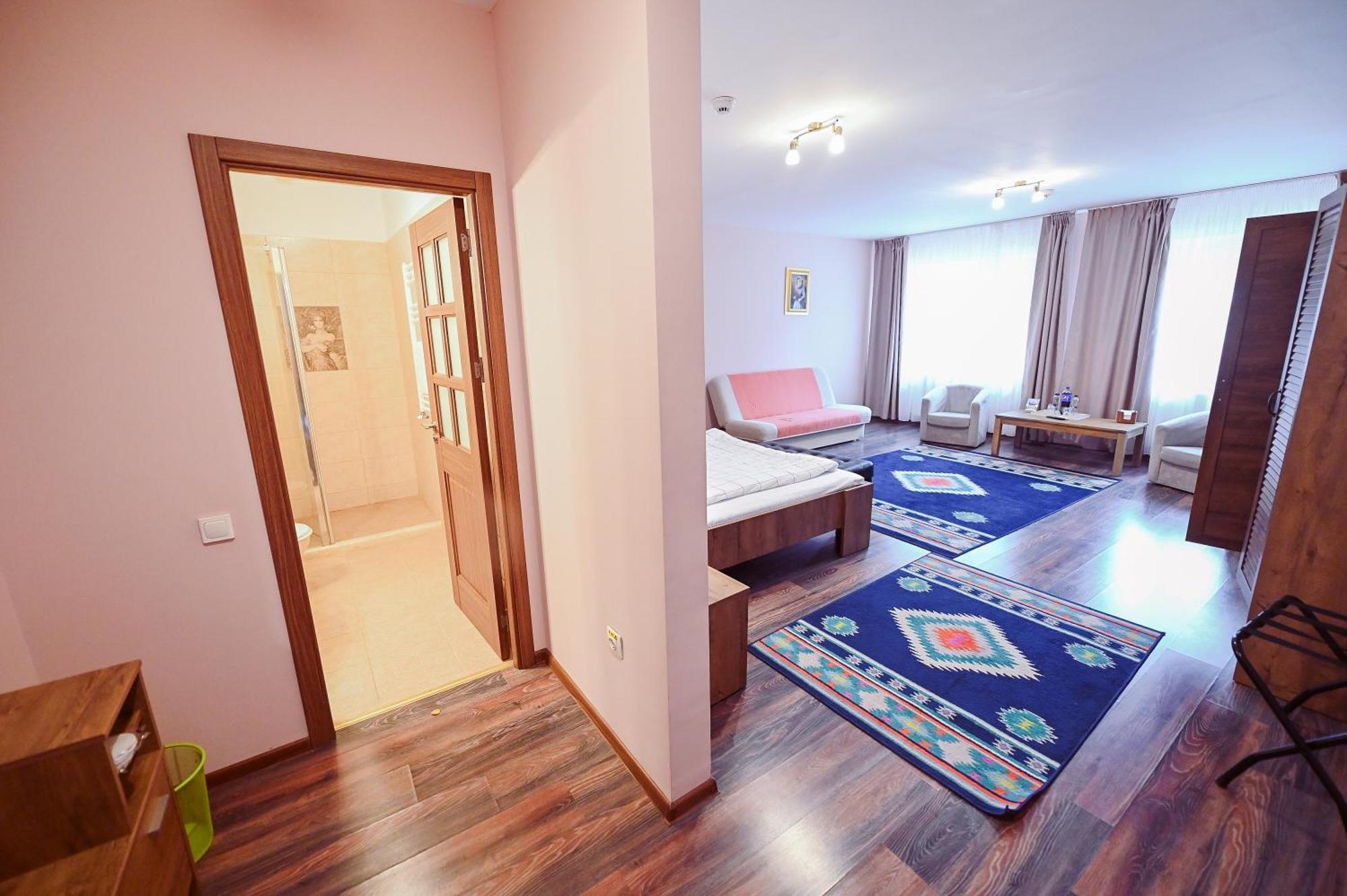 Conacul Domnesc Hotel Scheia Buitenkant foto