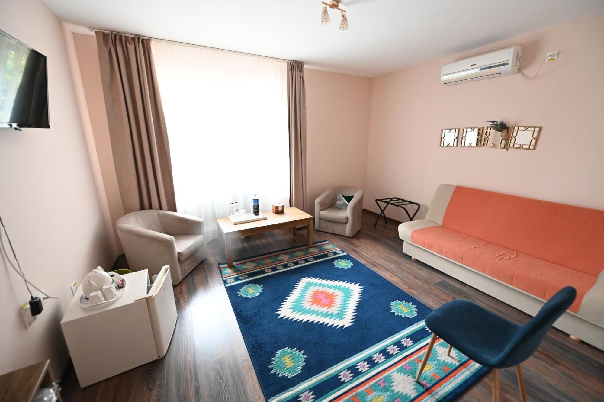 Conacul Domnesc Hotel Scheia Buitenkant foto